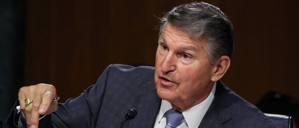 sen.-joe-manchin-to-file-bipartisan-resolution-to-restore-senate-dress-code