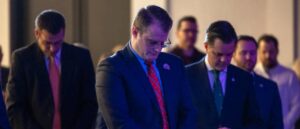 republican-iowa-lt-gov.-adam-gregg-announces-he’s-stepping-down