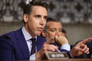 hawley-slams-democrats-for-pushing-same-‘russia’-play-for-third-straight-election-–-washington-examiner