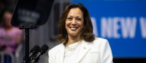 check-out-‘dystopian’-kamala-harris-party-at-new-york-fashion-week