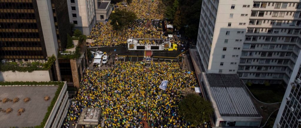 fact-check:-no,-this-video-does-not-show-massive-crowd-in-brazil-protesting-recent-ban-of-social-platform-x