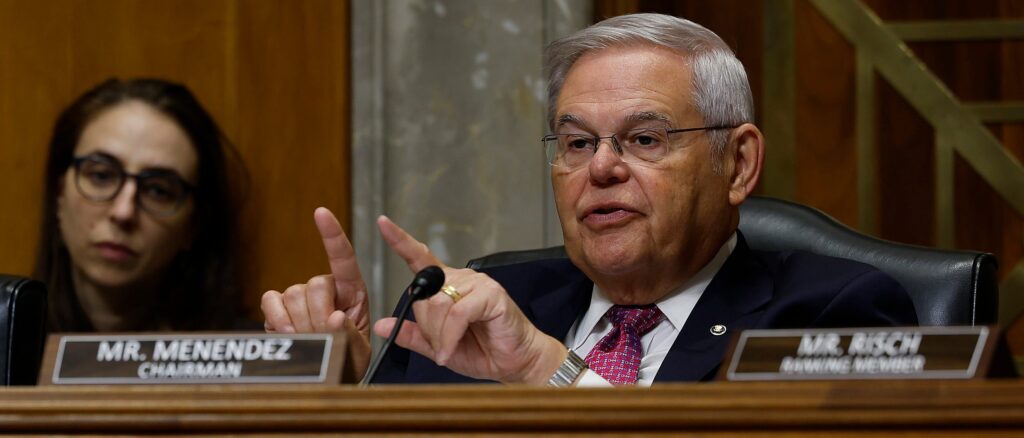 bob-menendez-to-‘temporarily’-step-down-as-chairman-of-senate-foreign-relations-committee