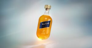 this-is-how-johnnie-walker-made-the-world’s-lightest-whisky-bottle