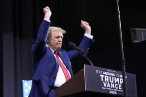 trump-maintains-faith-in-truth-social,-sending-the-stock-price-up-–-washington-examiner