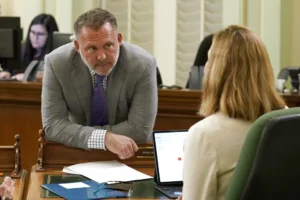 democrats-look-to-flip-‘toss-up’-california-district-in-bid-for-house-control-–-washington-examiner