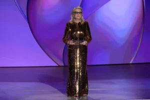 celebrities-at-2024-emmys-make-‘childless-cat-ladies’-jabs-at-vance:-‘meow’-–-washington-examiner