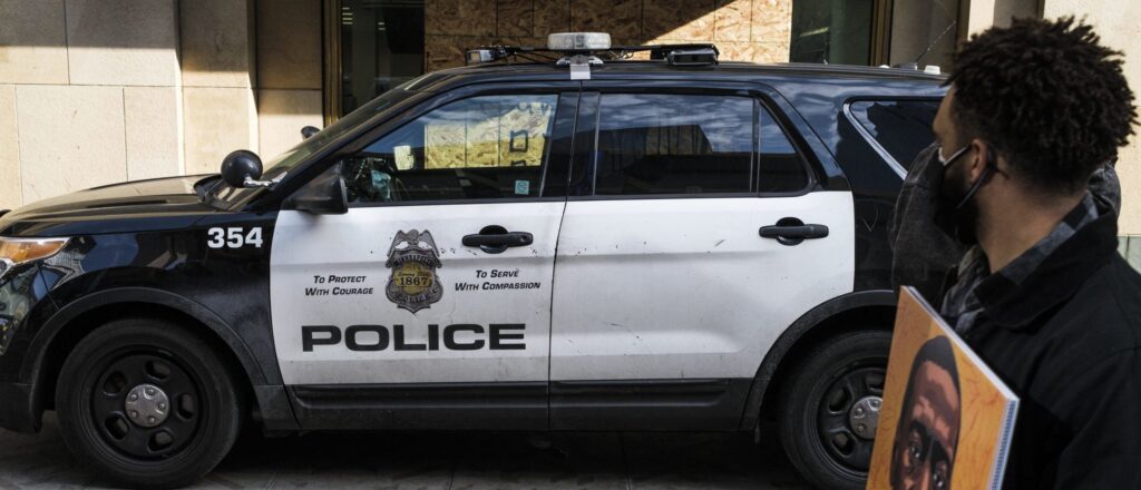 minnesota-cops-say-dem-law-is-forcing-them-out-of-schools