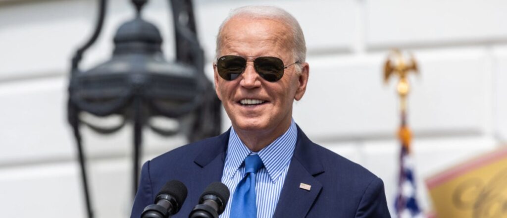 fact-check:-no,-joe-biden-did-not-endorse-donald-trump-for-president