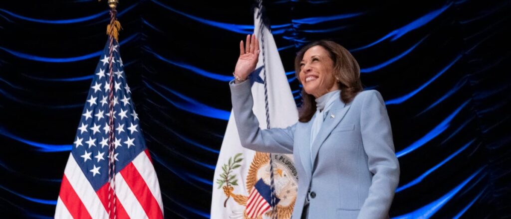 fact-check:-viral-x-video-shows-kamala-harris-with-montel-williams,-not-p.-diddy