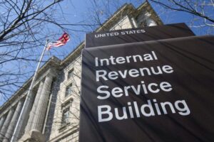 game-changer!-the-irs-union-endorses-kamala-harris-|-the-gateway-pundit-|-by-ben-kew