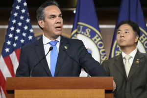 democrats-to-bail-out-johnson-again-to-avoid-government-shutdown-–-washington-examiner