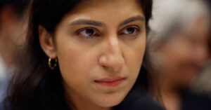 as-ftc-chair-lina-khan’s-term-expires,-democrats-are-torn-between-donors-and-their-base