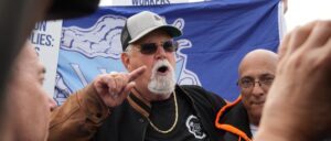 union-boss-willing-to-‘cripple’-america-made-more-than-$900,000-last-year