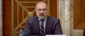 former-biden-admin-official-violated-ethics-rules-by-holding-energy-stocks,-gov’t-watchdog-says