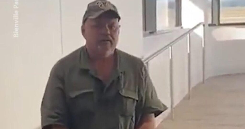 fugitive-laughs-when-taken-into-custody-by-fbi-after-more-than-32-years-on-the-run-(video)-|-the-gateway-pundit-|-by-david-greyson