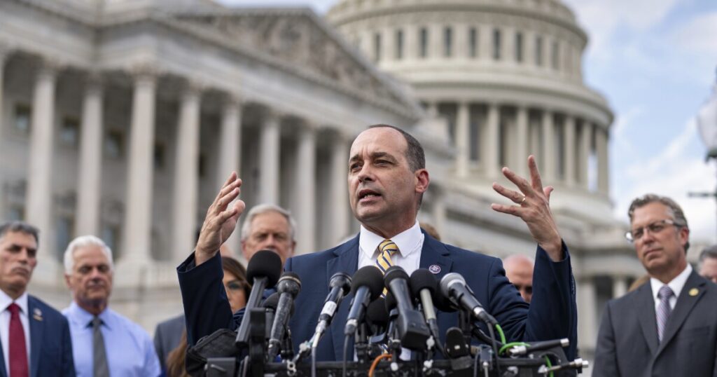 gop-congressman-introduces-bill-to-block-funding-for-colleges-mandating-covid-vaccine