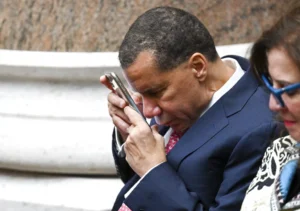 david-paterson-attacked-in-new-york-city-–-washington-examiner