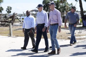 rick-scott-reprises-role-of-hurricane-governor-as-election-nears-–-washington-examiner