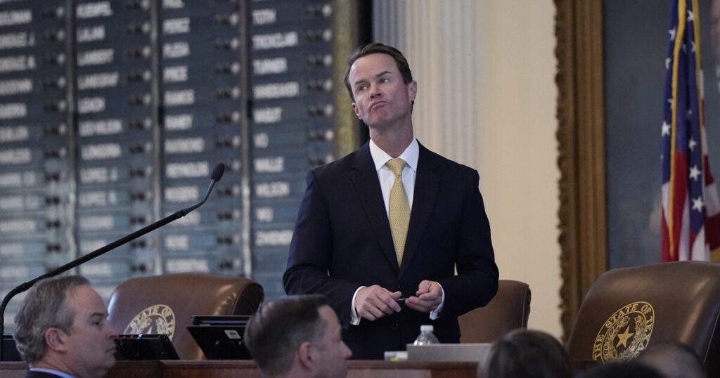 texas-gop-leadership-nearly-unanimously-calls-on-speaker-phelan-to-resign
