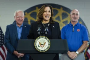 dnc-targets-mlb-playoff-game-with-banner-calling-trump-an-‘anti-union-scab’-–-washington-examiner