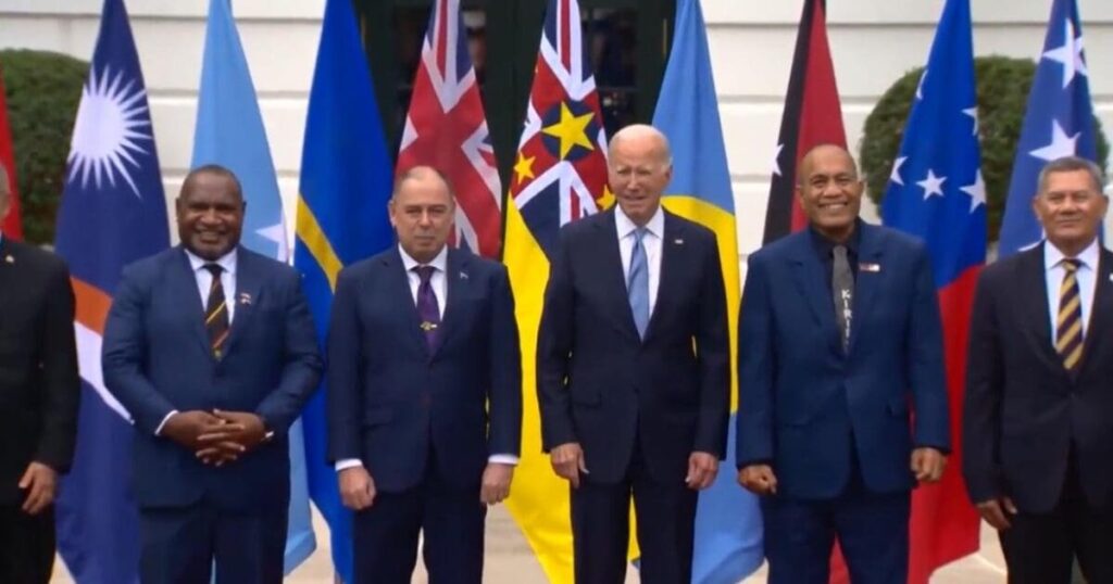 pacific-islands-forum-leaders-laugh-after-joe-biden-gives-bizarre-answer-to-reporter-who-asked-about-striking-auto-workers-in-detroit-(video)-|-the-gateway-pundit-|-by-cristina-laila