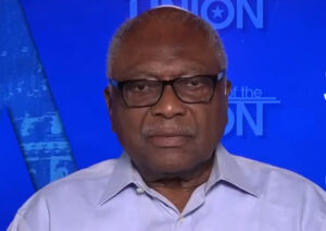 rep-jim-clyburn-‘concerned’-that-black-men-are-turning-to-trump-and-endorsing-‘jim-crow-20.’-(video)-|-the-gateway-pundit-|-by-ben-kew