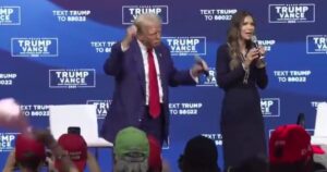 trump-turned-interrupted-pennsylvania-town-hall-into-concert-party-after-two-supporters-fainted