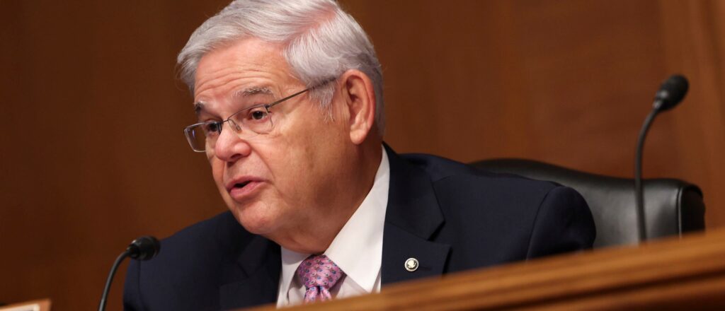 ‘eyebrow-raising’-details-in-bob-menendez-indictment-complicate-defense,-legal-experts-say