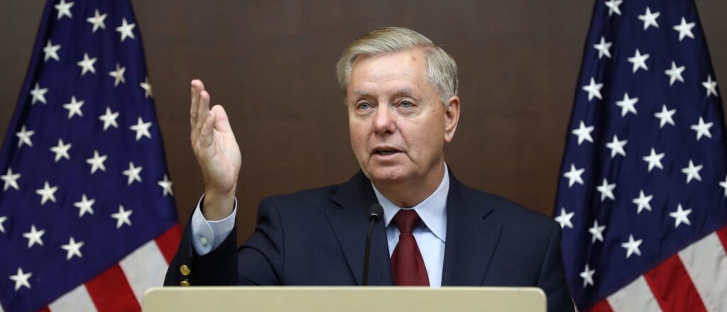 ‘he-helps-me’:-rally-crowd-boos-lindsey-graham-after-trump-shout-out