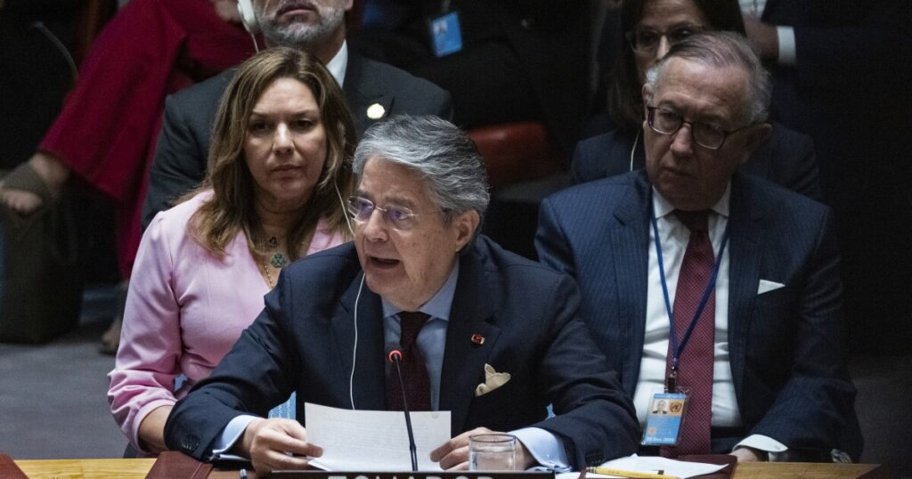 president-of-ecuador-to-brief-congress-on-battling-mexican-drug-cartels