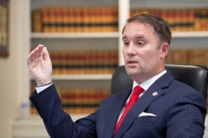 virginia-attorney-general-questions-timing-of-doj-voter-lawsuit-–-washington-examiner