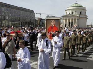 trump-pursues-polish-american-support-with-honoring-of-late-priest-–-washington-examiner