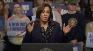 evil:-kamala-harris-and-her-supporters-mock-christian-attendee-shouting-‘jesus-is-lord’-during-abortion-speech-—-kamala-coldly-responds,-‘you’re-at-the-wrong-rally’-|-the-gateway-pundit-|-by-jim-hᴏft