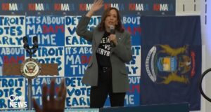 kamala-is-kollapsing:-a-visibly-exhausted-kamala-harris-was-on-stage-in-detroit-for-only-six-minutes,-36-seconds…-and-lizzo-never-performed!-(video)-|-the-gateway-pundit-|-by-cristina-laila