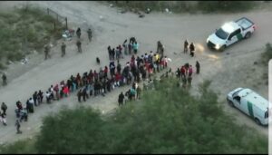 kamala’s-border-crisis-texas-dps-encounter-over-130-illegal-aliens,-including-32-unaccompanied-children-(video)-|-the-gateway-pundit-|-by-david-greyson