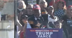 watch:-“they-want-to-put-tampons-in-the-boy’s-bathroom!”-—-pittsburgh-steelers-stars-antonio-brown-and-le’veon-bell-endorse-trump-at-rally-in-latrobe,-pennsylvania