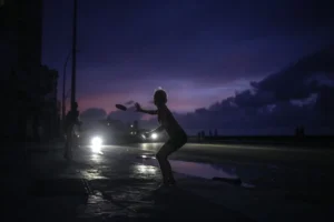 what-to-know-about-the-electrical-grid-failure-that-plunged-cuba-into-darkness-–-washington-examiner