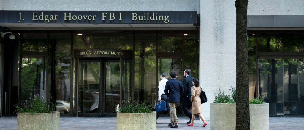 editor-daily-rundown:-the-fbi-is-great-at-crushing-free-speech,-biden-admin-brags