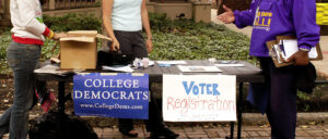 overwhelming-majority-of-college-faculty-plan-to-vote-for-harris,-poll-shows