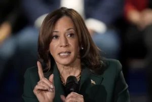 ‘i-love-gen-z’:-kamala-harris-fawns-over-gen-z-after-calling-young-people-‘stupid’-–-washington-examiner