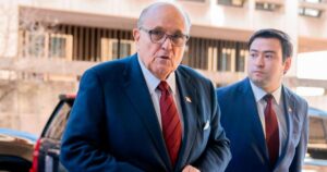 just-in:-judge-orders-rudy-giuliani-to-give-control-of-manhattan-penthouse-apartment,-valuables,-and-luxury-items-to-georgia-election-workers-|-the-gateway-pundit-|-by-cristina-laila