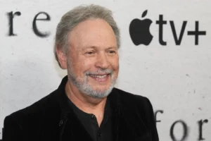 billy-crystal-takes-shots-at-trump-on-the-view-and-tells-audience:-‘don’t-clap-—-vote’-–-washington-examiner