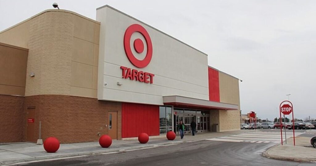 target-to-close-nine-stores-in-democrat-run-cities-due-to-rampant-theft,-violence-|-the-gateway-pundit-|-by-cristina-laila