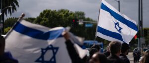 police-arrest-influencer-after-she-posted-video-of-herself-ripping-down-greek-flag-she-thought-was-israeli