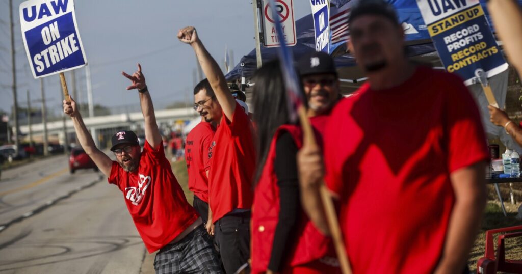 republicans-woo-union-workers-as-party-grapples-with-base’s-blue-collar-shift