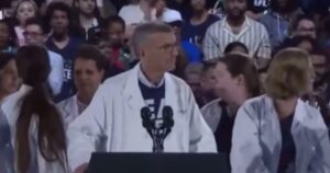 stage-full-of-abortion-doctors-in-white-lab-coats-at-kamala-harris-rally-spin-around-in-confusion-as-audience-member-has-medical-emergency-(video)-|-the-gateway-pundit-|-by-cristina-laila