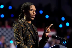 michelle-obama-goes-after-trump-on-abortion:-‘a-vote-for-him-is-a-vote-against-us’-–-washington-examiner