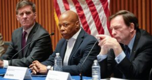 embattled-democratic-mayor-eric-adams-defends-trump,-refutes-kamala-and-top-democrats-for-calling-trump-a-‘fascist’-|-the-gateway-pundit-|-by-jim-hᴏft