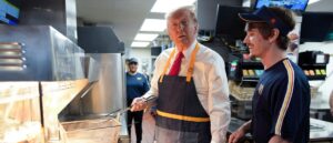 fact-check:-video-of-trump-eating-fries-at-mcdonald’s-is-ai-generated