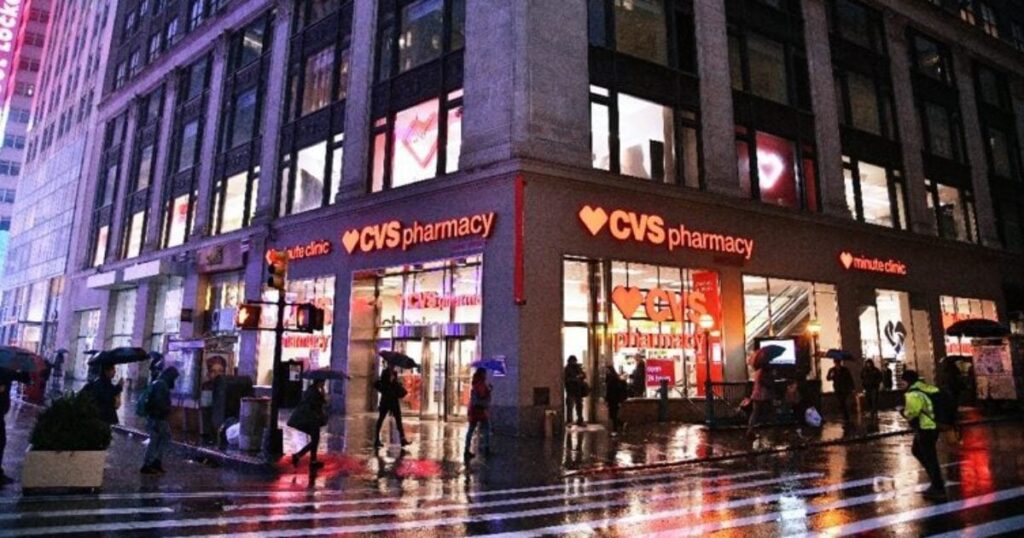 cvs-pharmacy-to-close-900-stores-by-the-end-of-2024,-citing-shoplifting-as-major-problem-|-the-gateway-pundit-|-by-mike-lachance